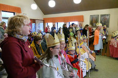 Dreikönigssingen der Sternsinger in Naumburg (Foto: Karl-Franz Thiede)